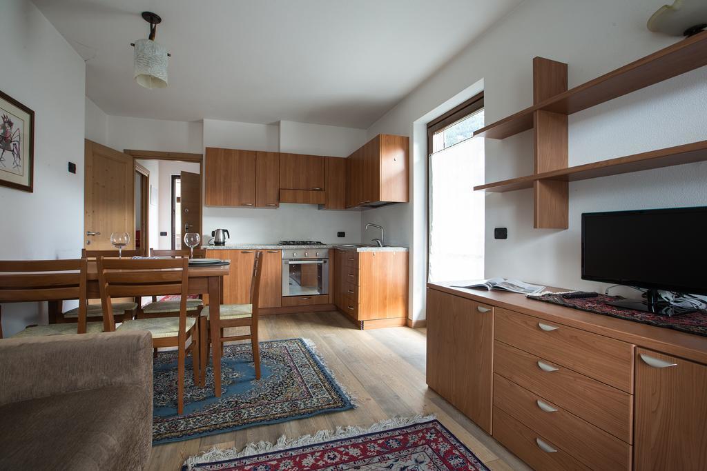 Chalet Santa Barbara บอร์มิโอ ภายนอก รูปภาพ