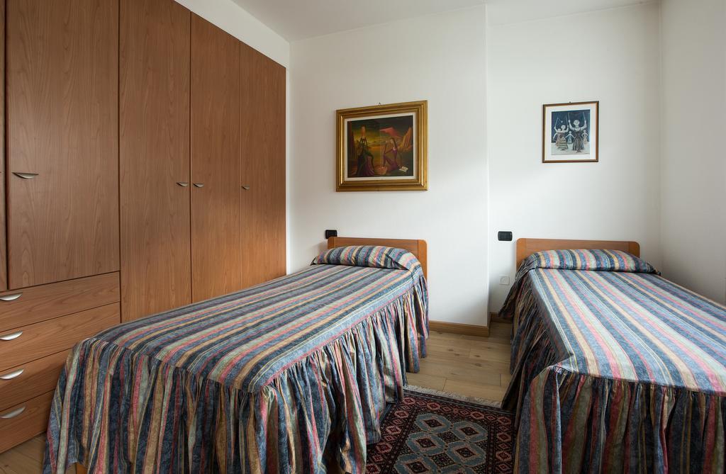 Chalet Santa Barbara บอร์มิโอ ภายนอก รูปภาพ