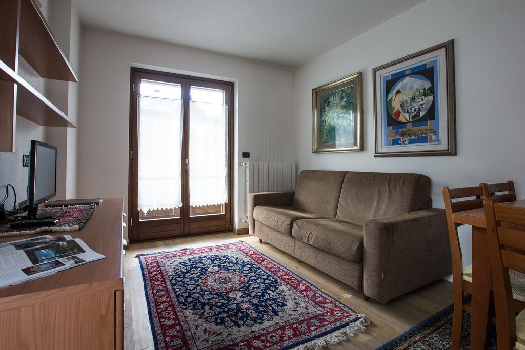 Chalet Santa Barbara บอร์มิโอ ภายนอก รูปภาพ